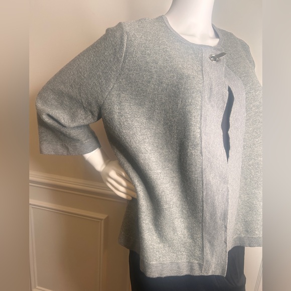 Chico’s 2 Women’s Large Sweater Gray Hook Closure 3/4 Sleeve Knit Cardigan - Picture 3 of 9